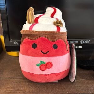SQUISHMALLOWS MAUDE THE CHRISTMAS CRANBERRY MOCHA  5" HOLIDAY 2024 NWT